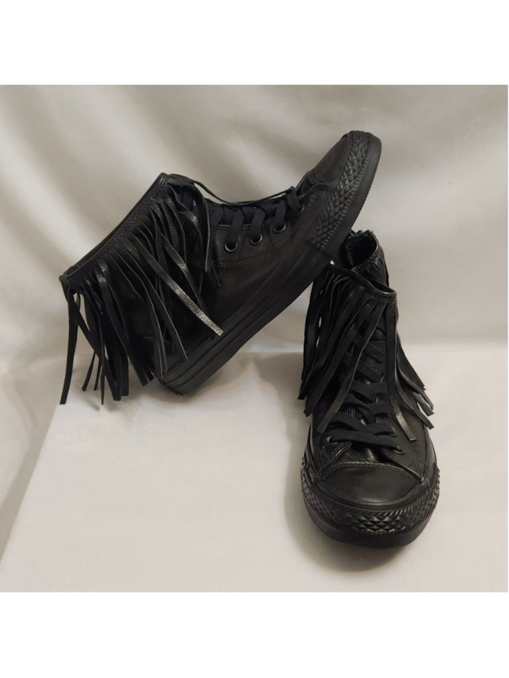 Converse CTAS Black Leather Fringe sneakers (W Size 8)